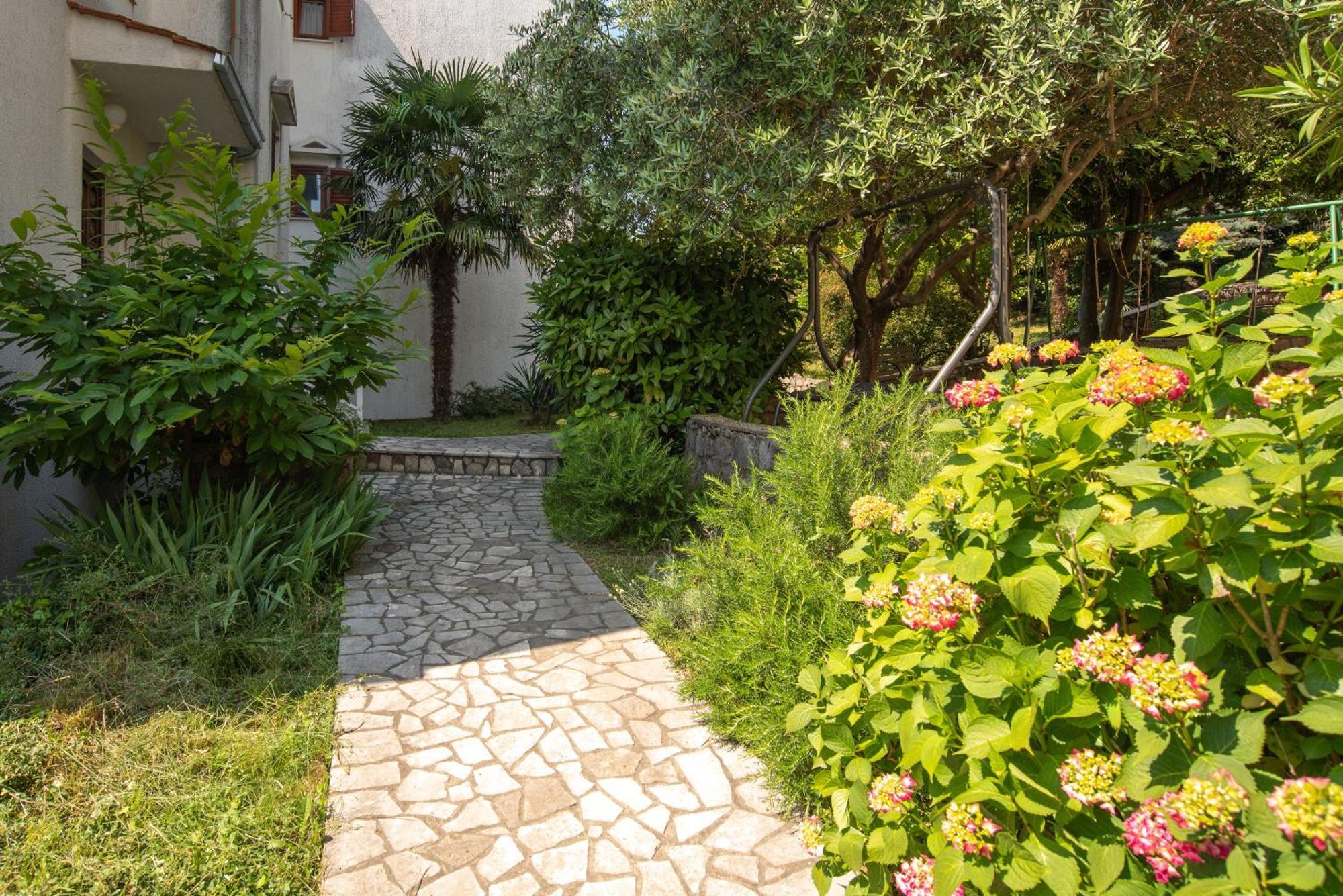 Oasis Of Peace And Relaxation Ii. Apartment Ičići Exterior foto